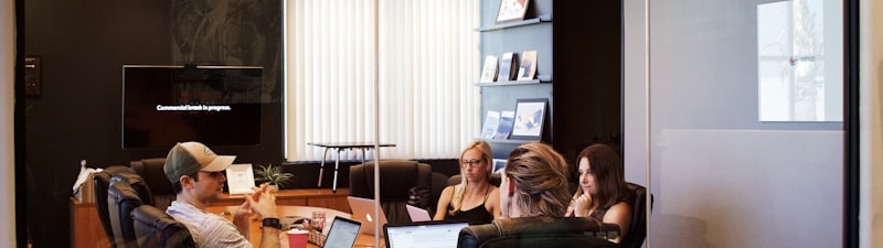 赛事复盘节目讨论篮球比赛关键时刻